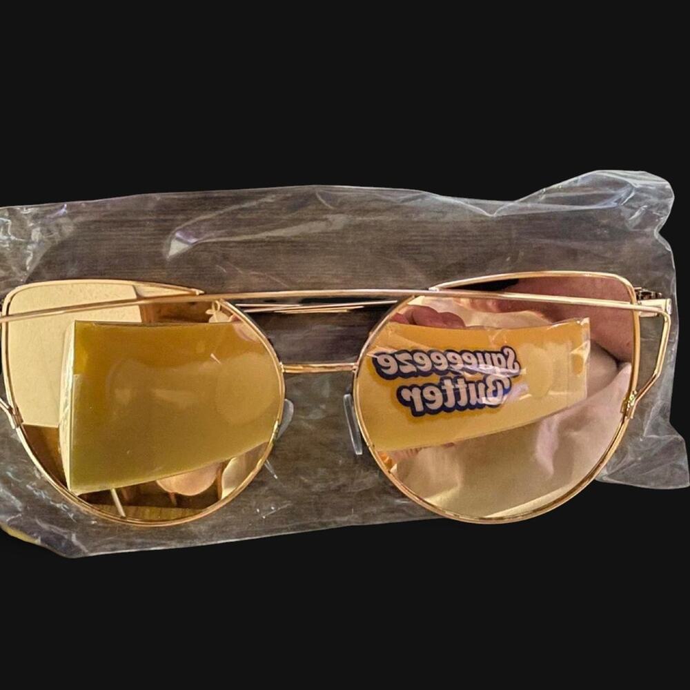 Rose gold mirror sunglasses